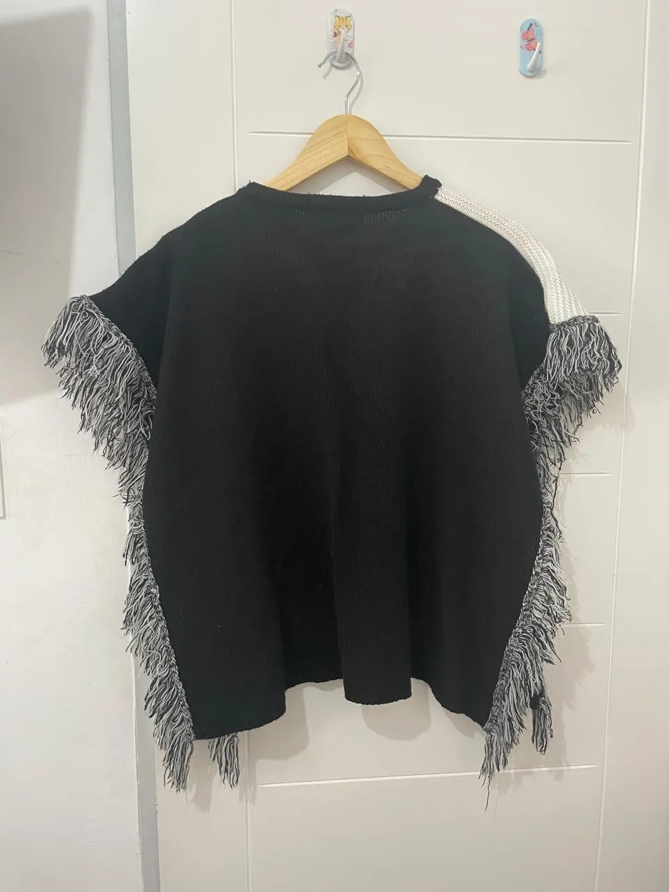 Poncho Kevingston - Vista 2