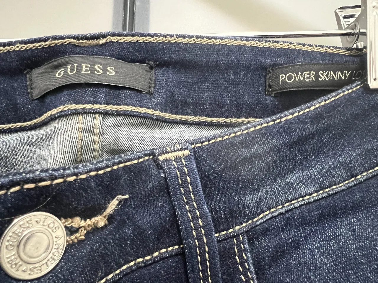 Jean GUESS - Vista 3