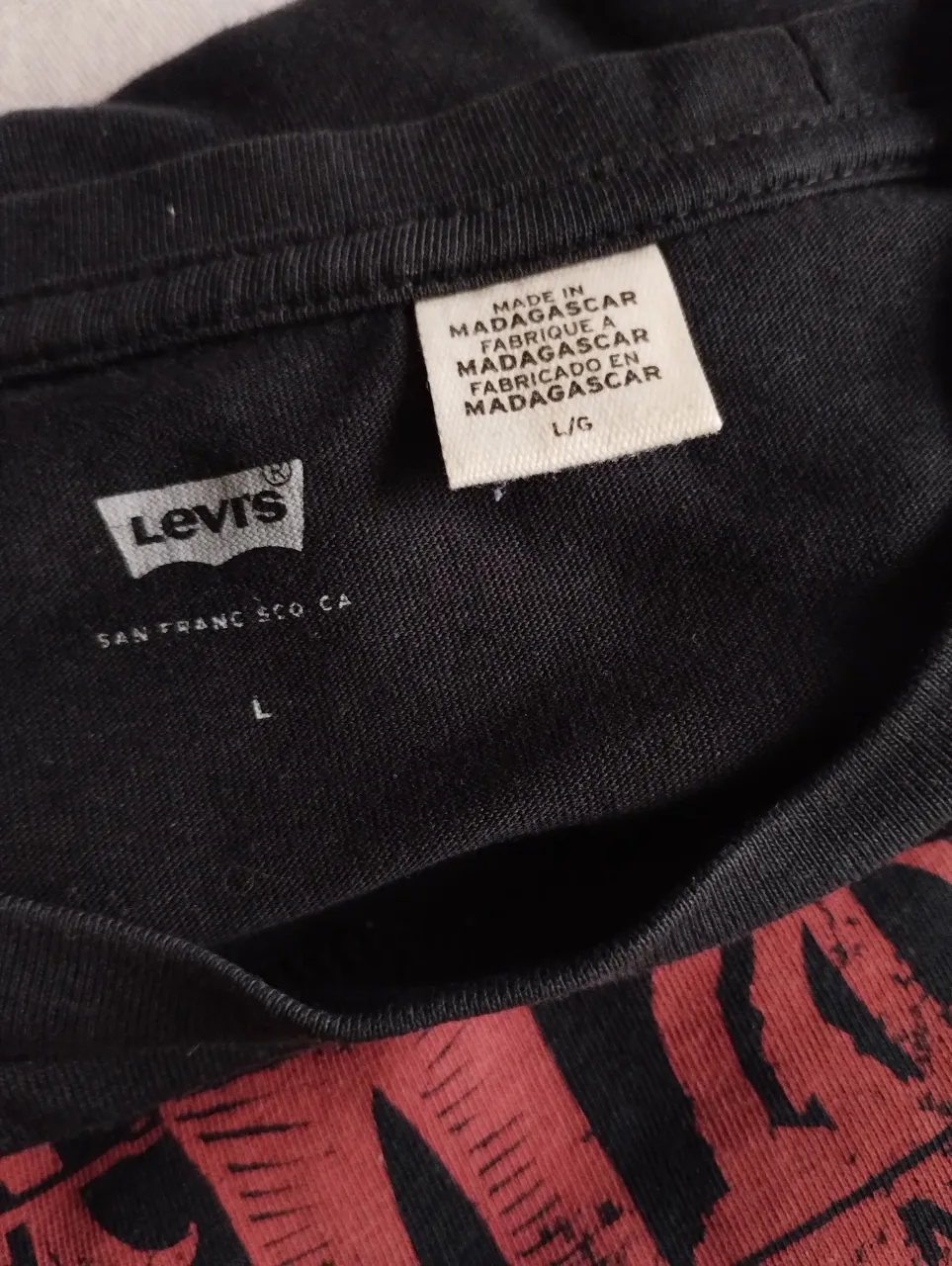 Remera Levi's - Vista 3