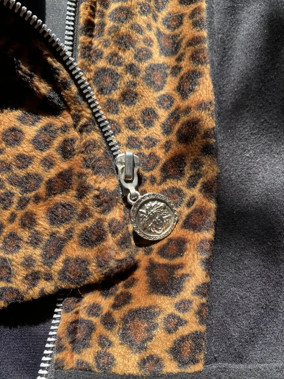 Campera Versace - Vista 5