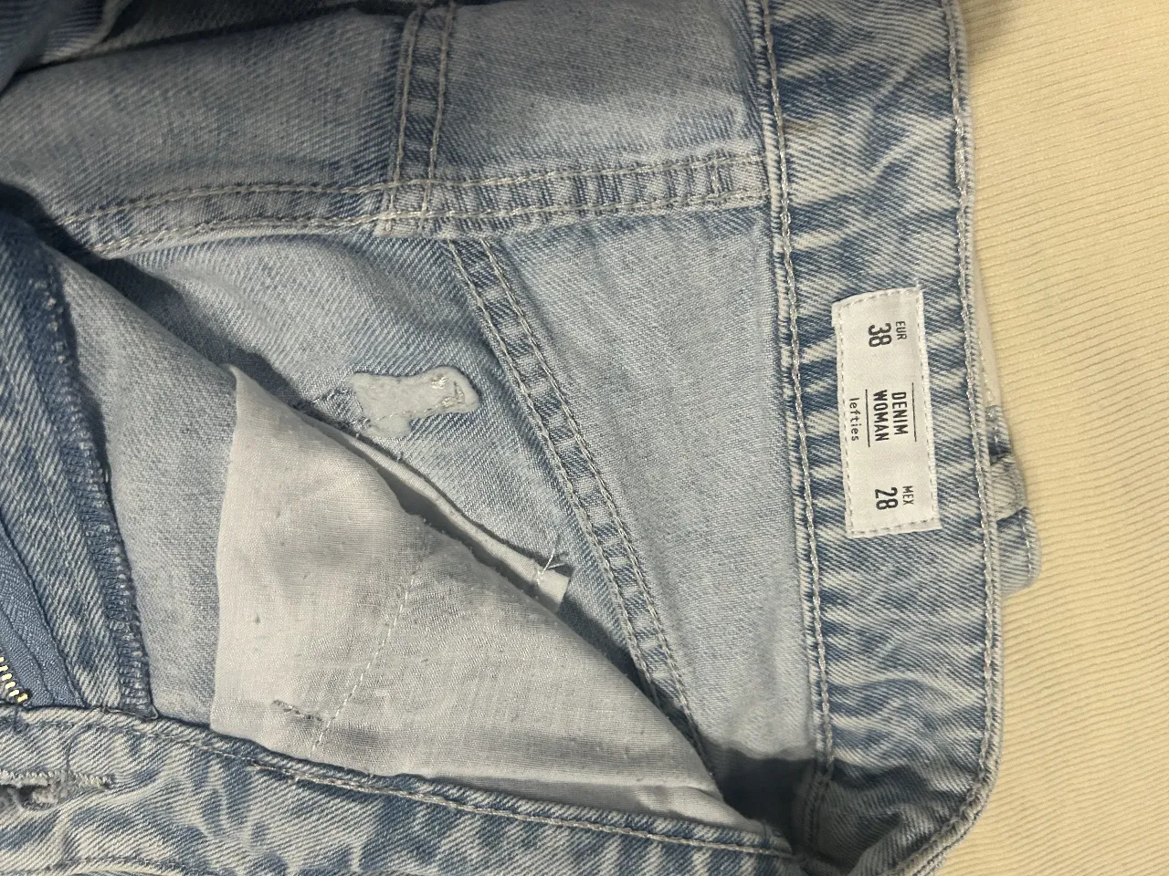 Jean Lefties - Vista 3