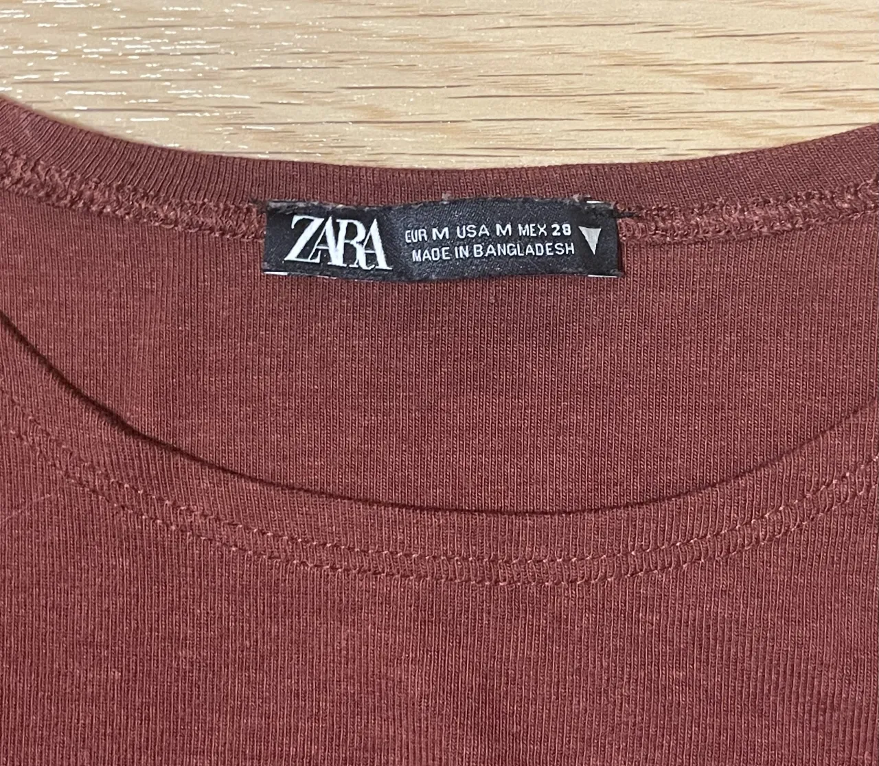 Remera Zara - Vista 3