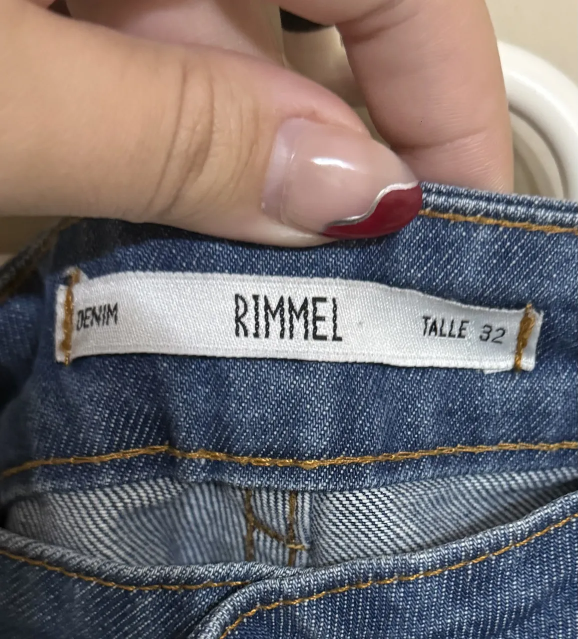 Short Rimmel - Vista 3