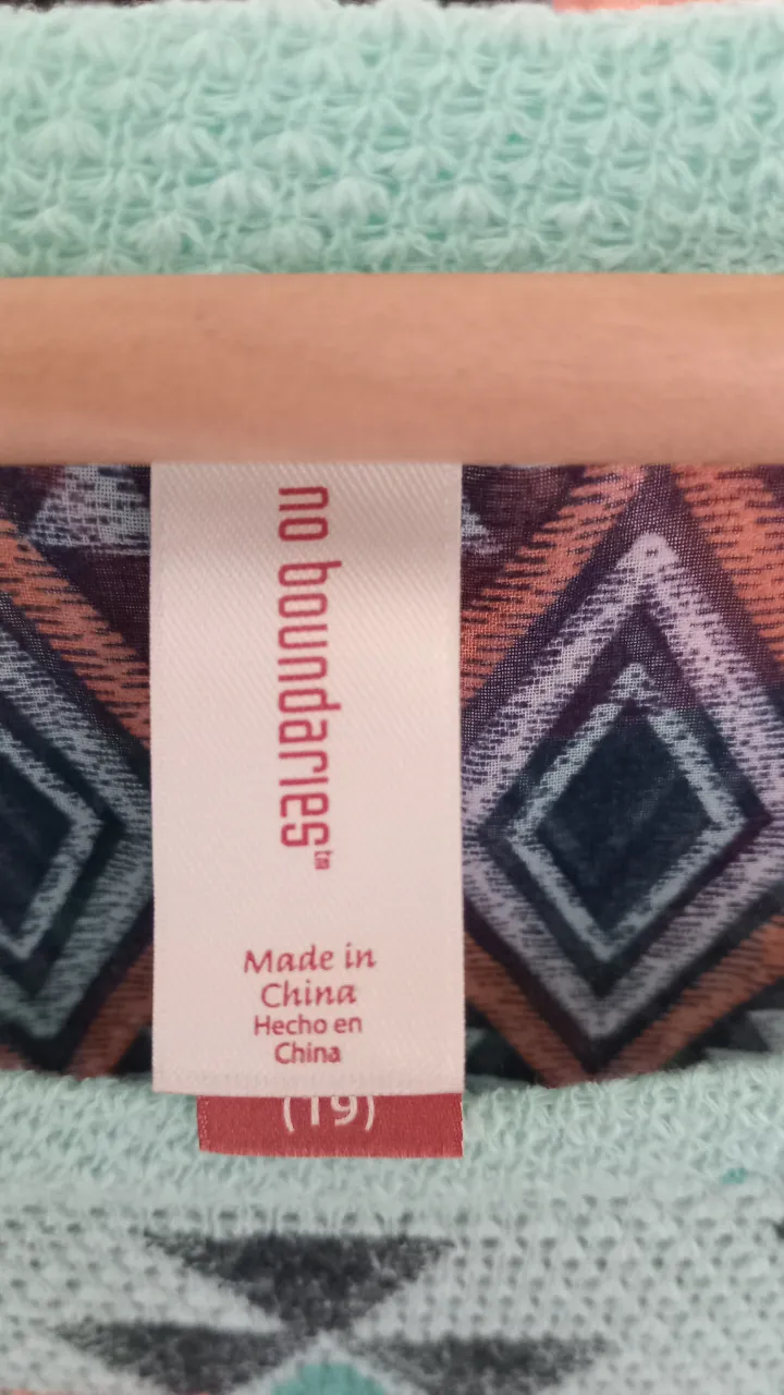 Sweater No Boundaries - Vista 4