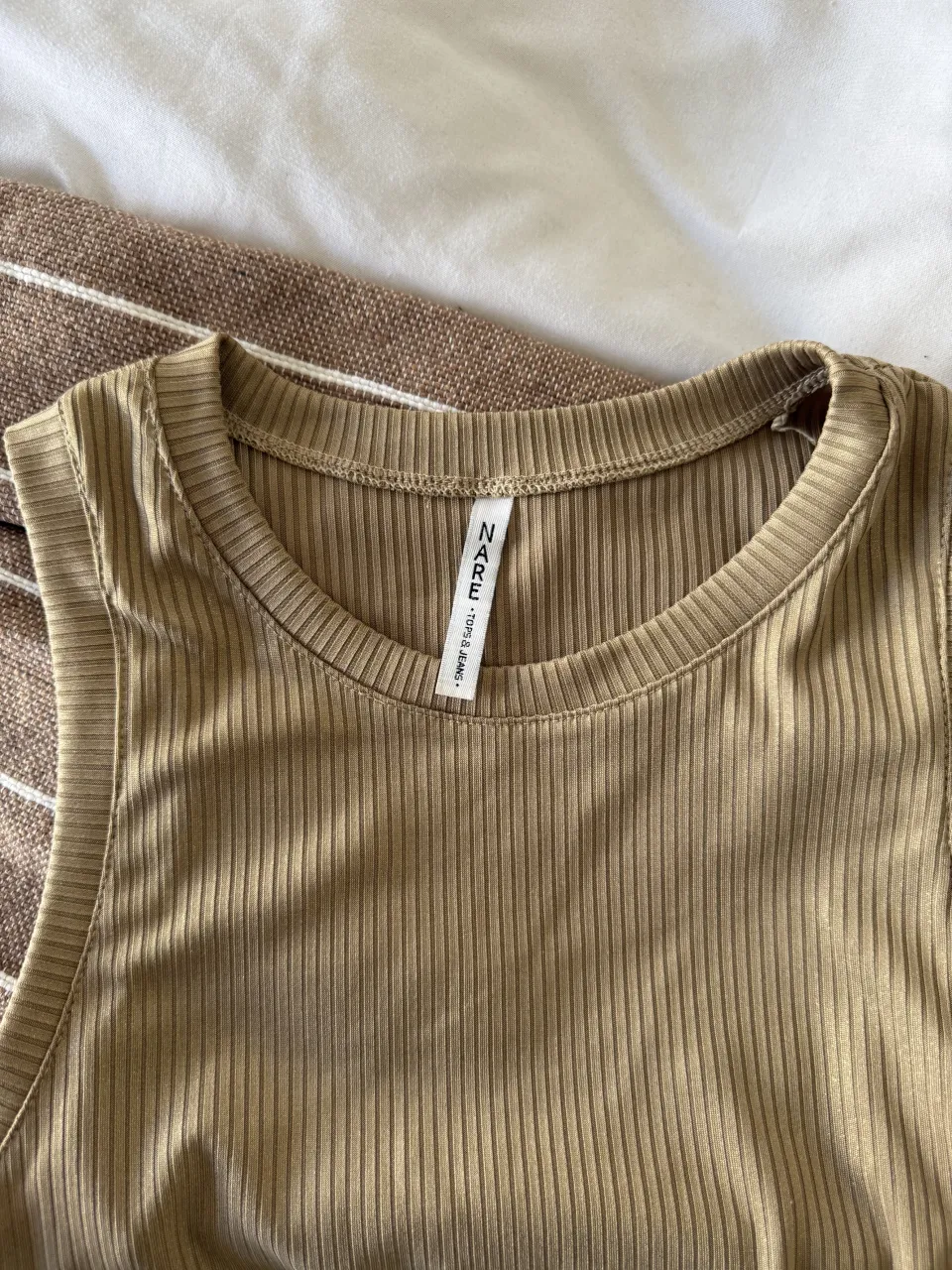 Musculosa Nare - Vista 3