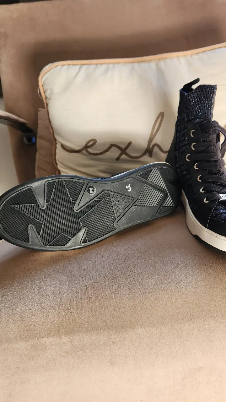 Zapatillas GUESS - Vista 3