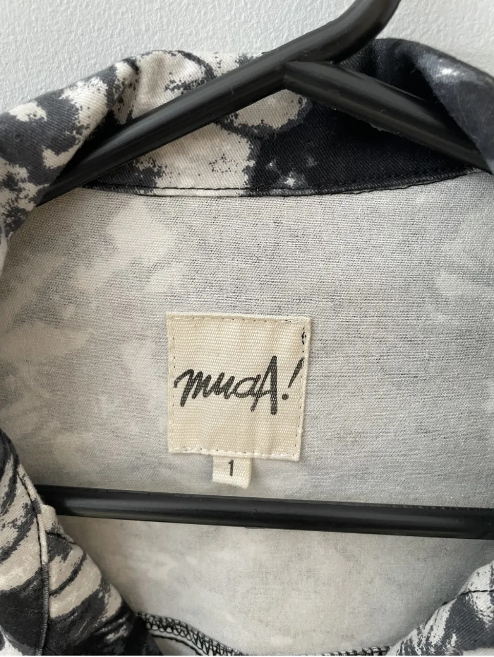 Campera mua! - Vista 3