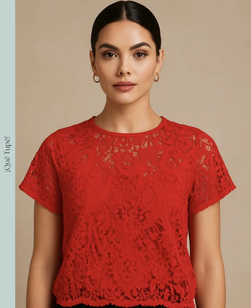 Blusa de encaje roja, ideal para una salida o evento especial. Talle M.