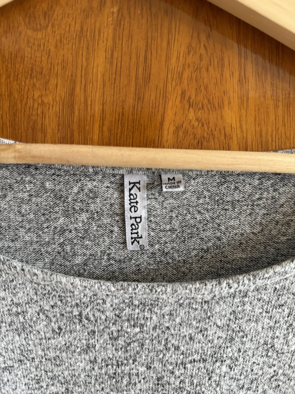 Remera Kate park - Vista 2