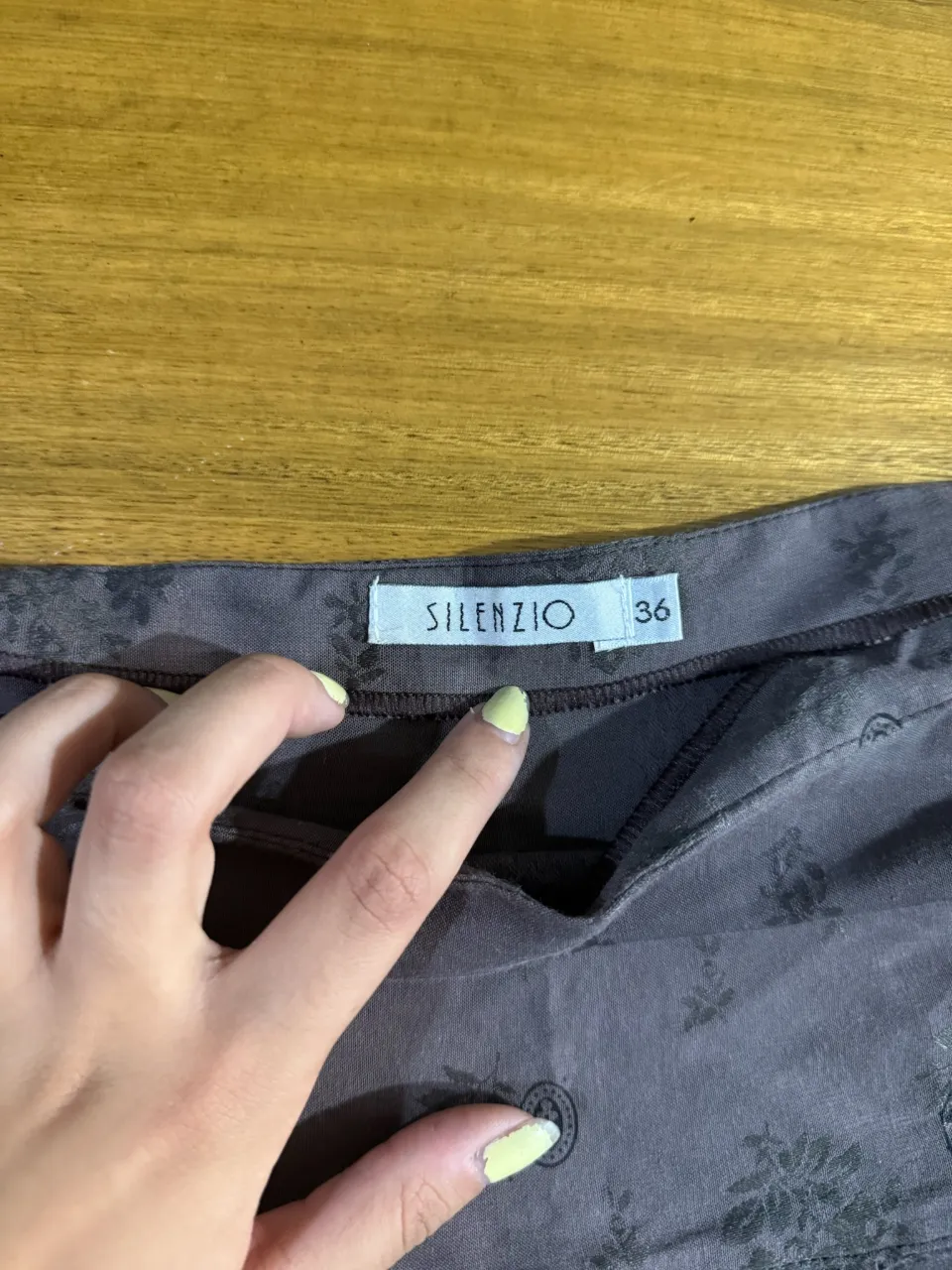 Pollera Silenzio - Vista 4