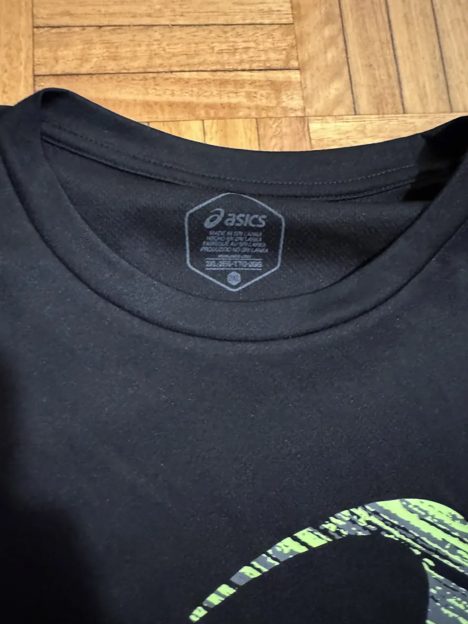 Remera Asics - Vista 3