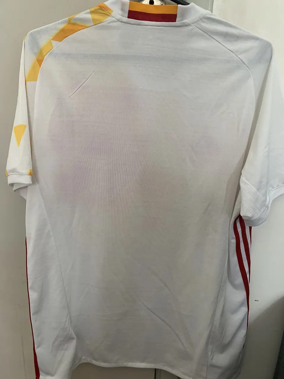 Camiseta adidas - Vista 2