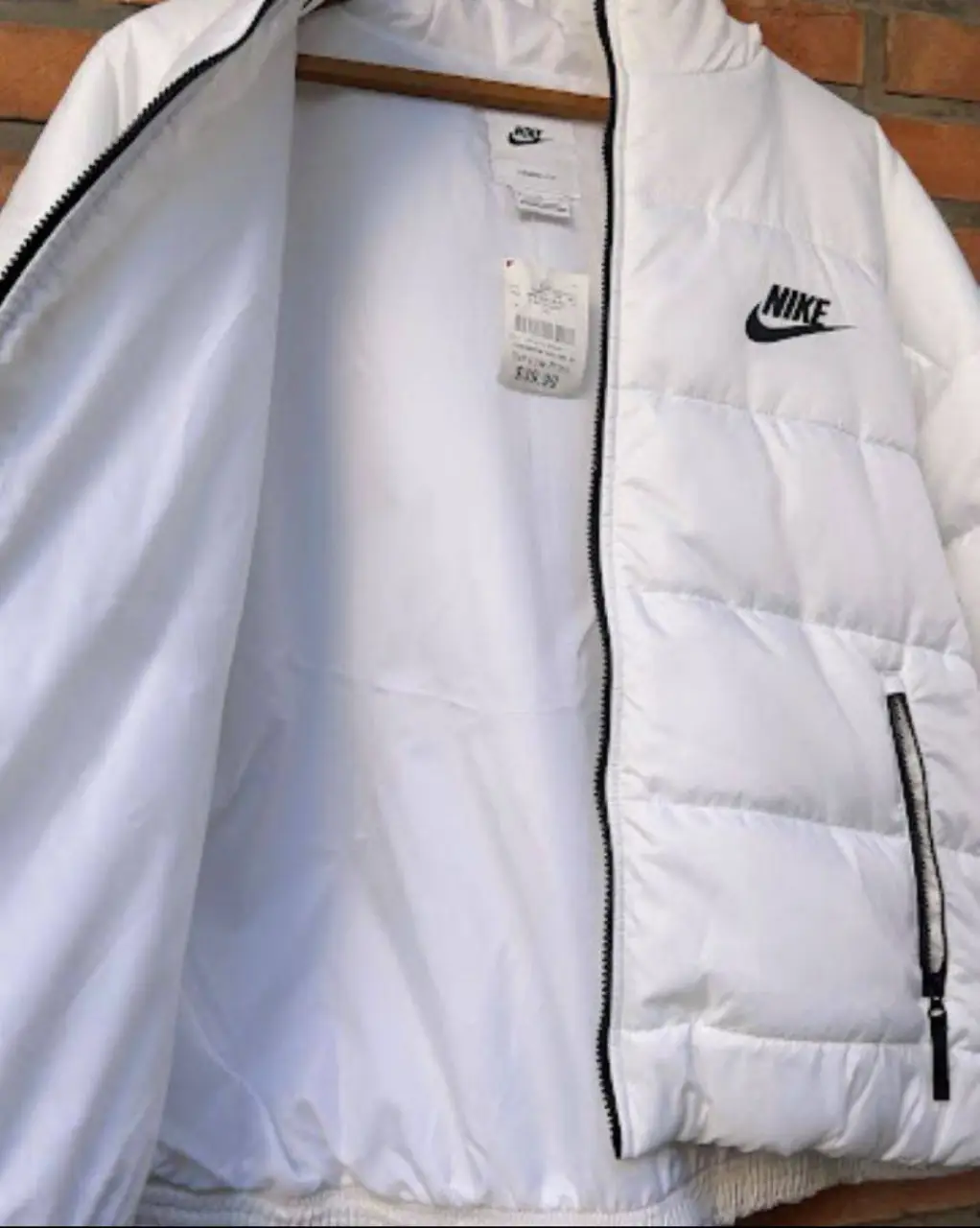 Campera Nike - Vista 2