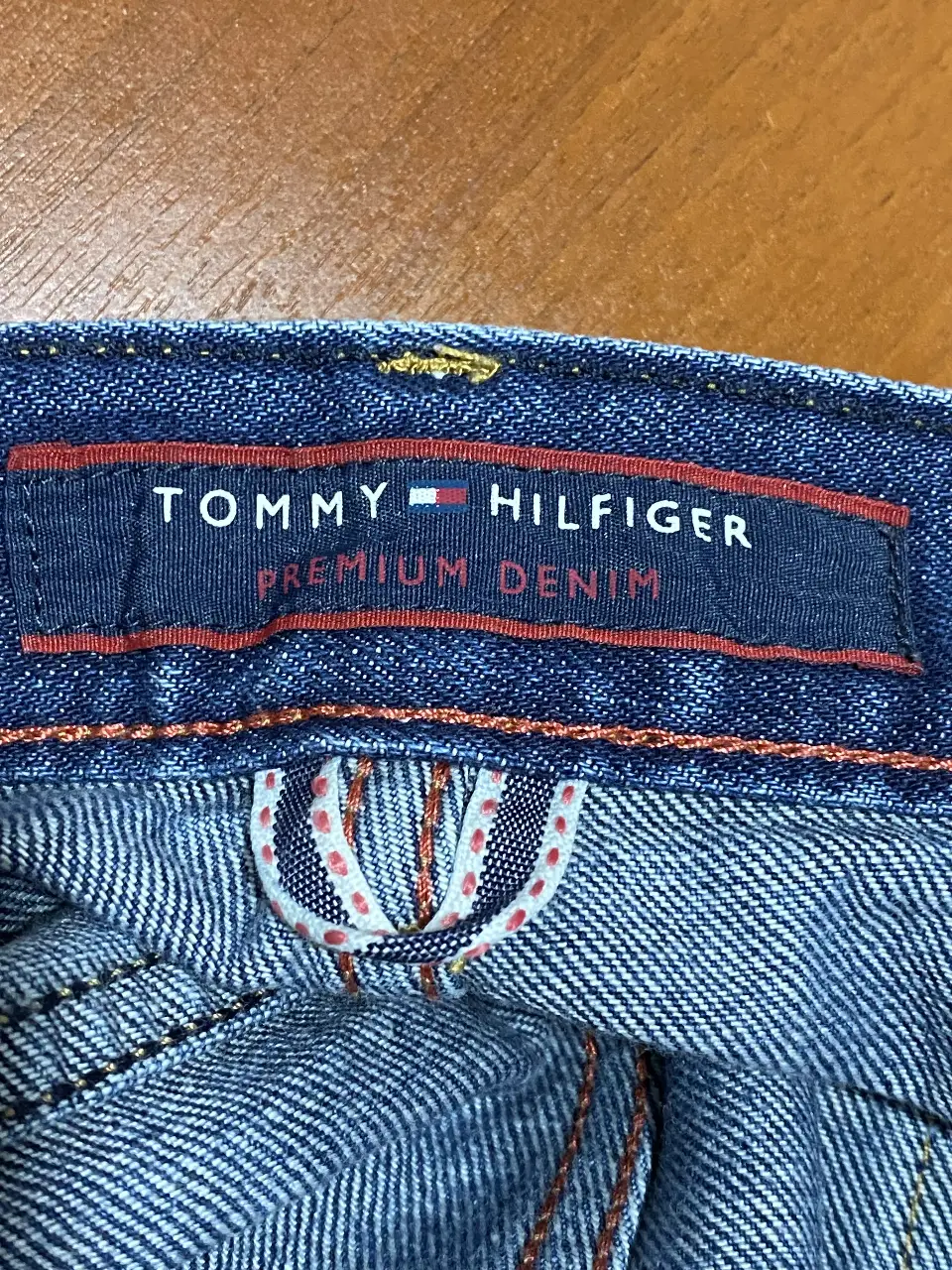 Jean Tommy Hilfiger - Vista 3