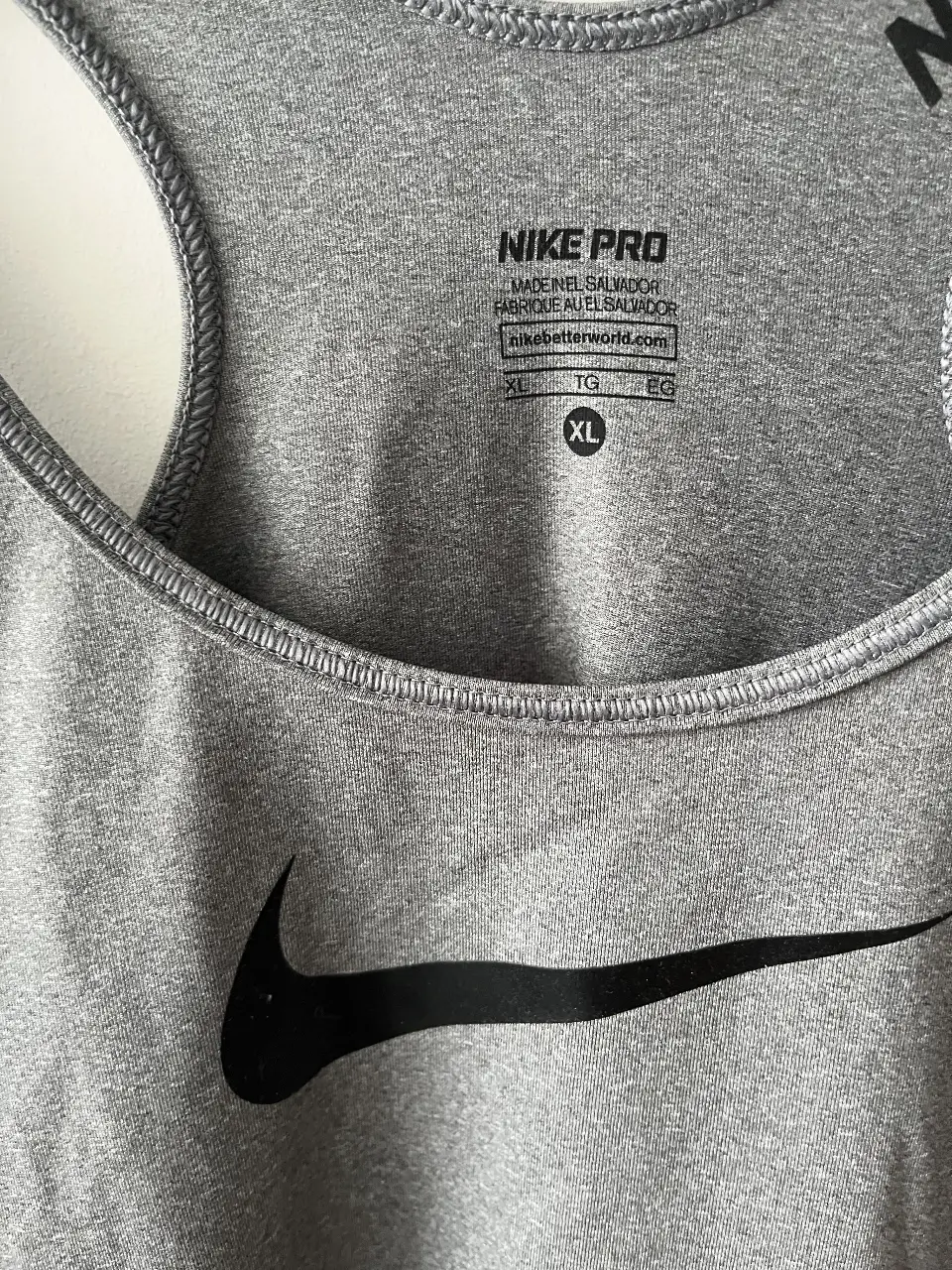 Musculosa Nike - Vista 3
