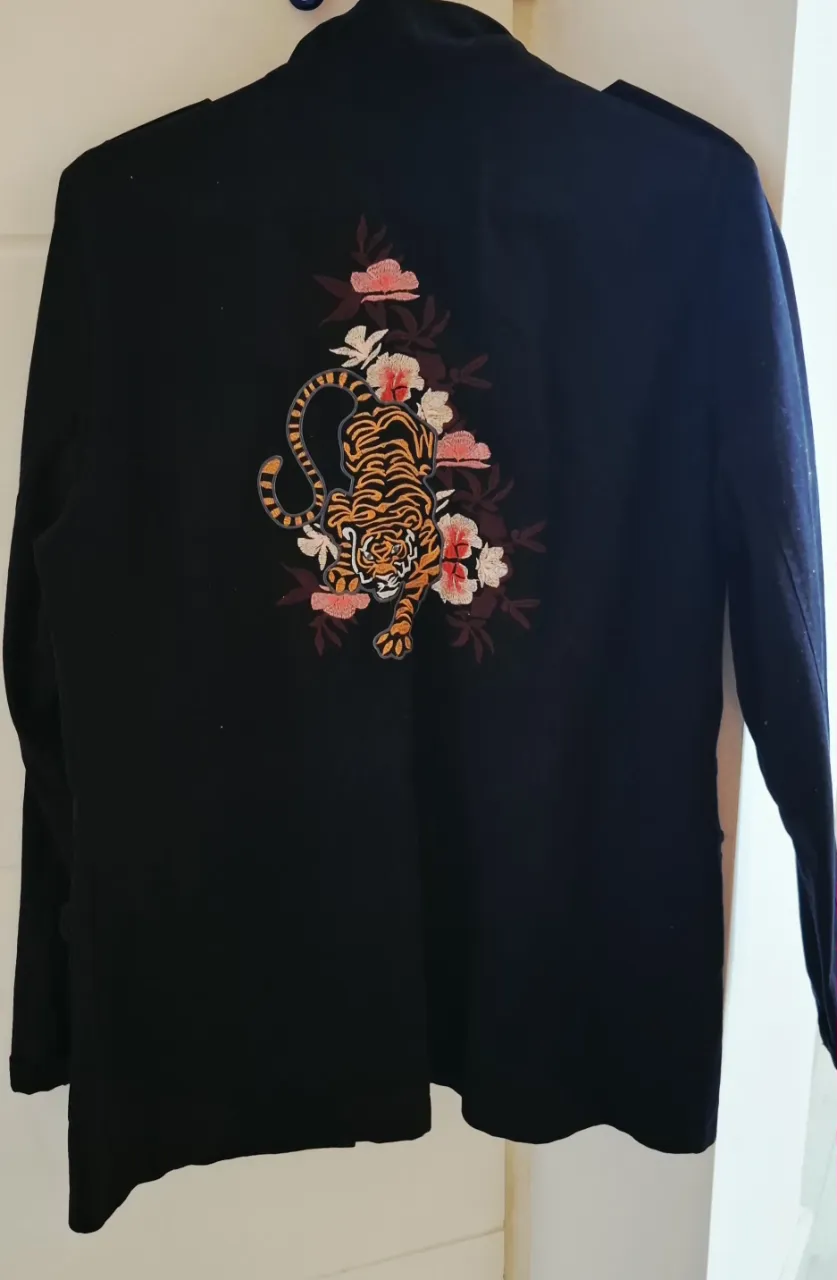 Campera Otro - Vista 2