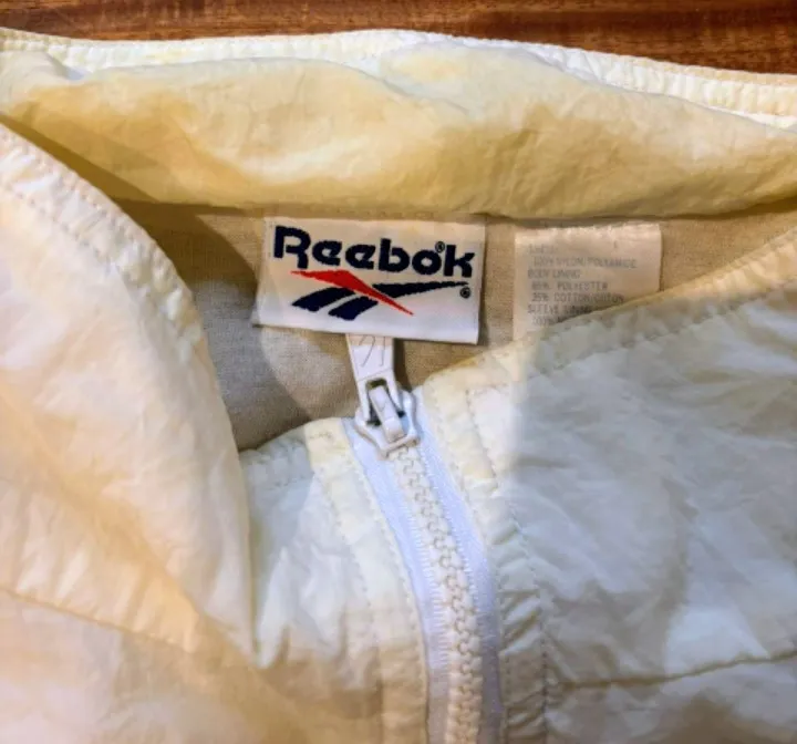 Buzo Reebok - Vista 2