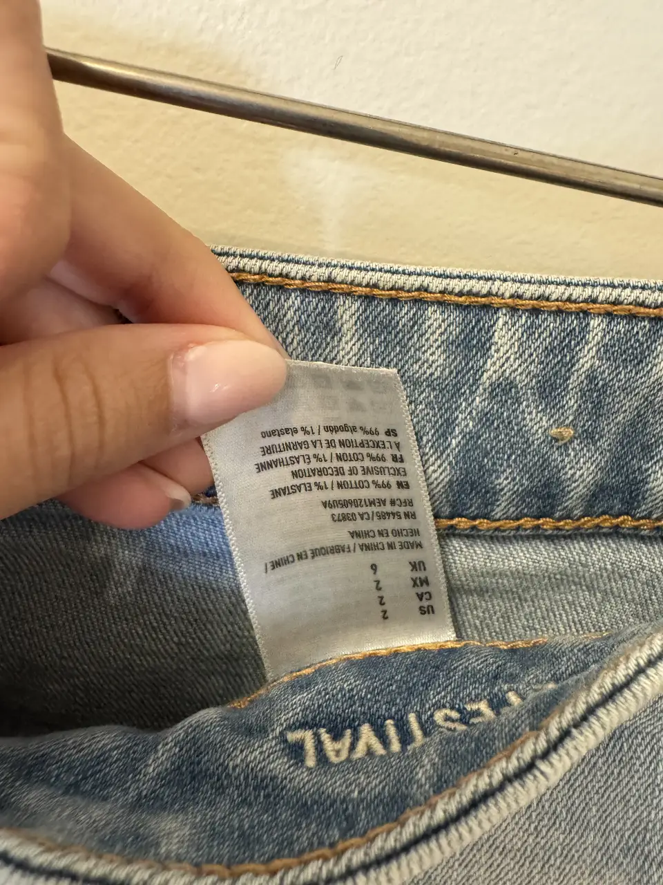 Short American Eagle Outfitters - Vista 2