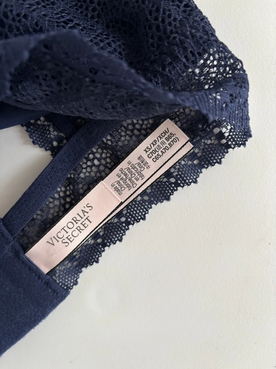 Corpiño Victoria's Secret - Vista 2