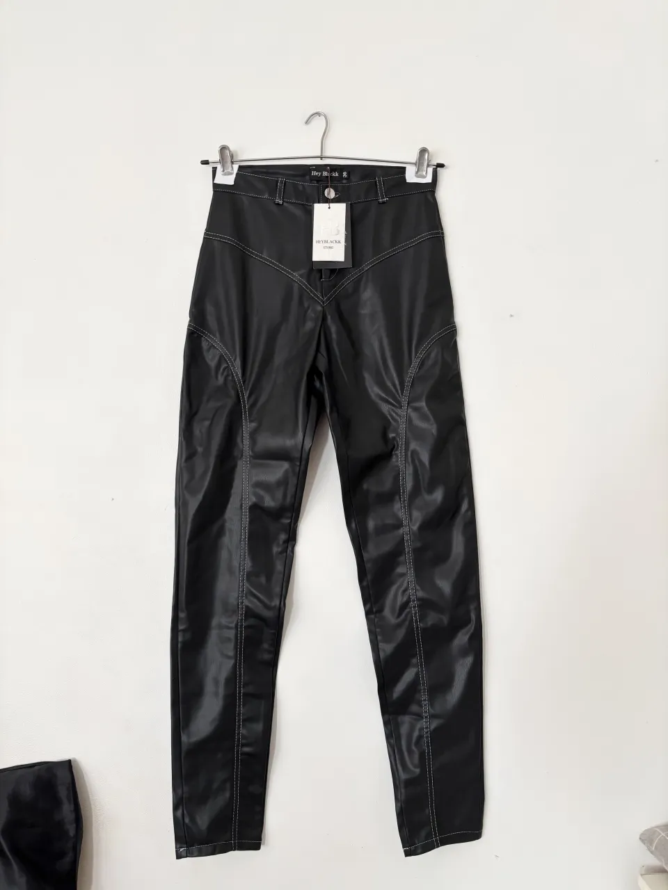 Pantalón Heyblackk - Vista 2