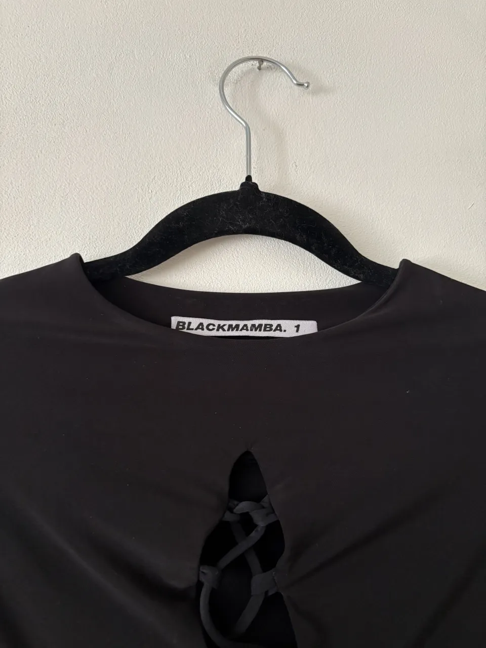 Body BLACKMAMBA - Vista 5