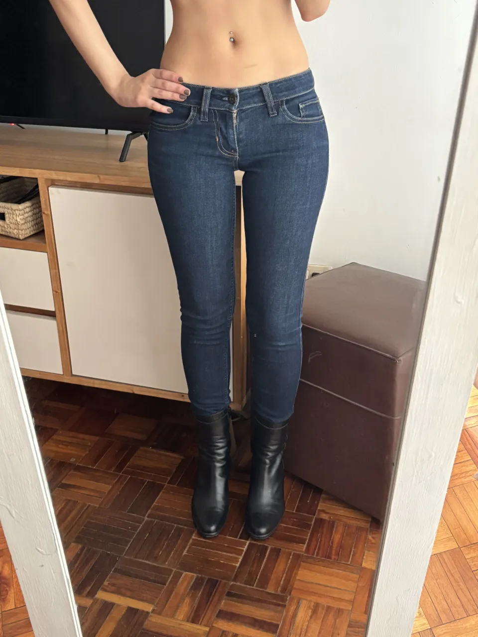 Jean GUESS - Vista 6