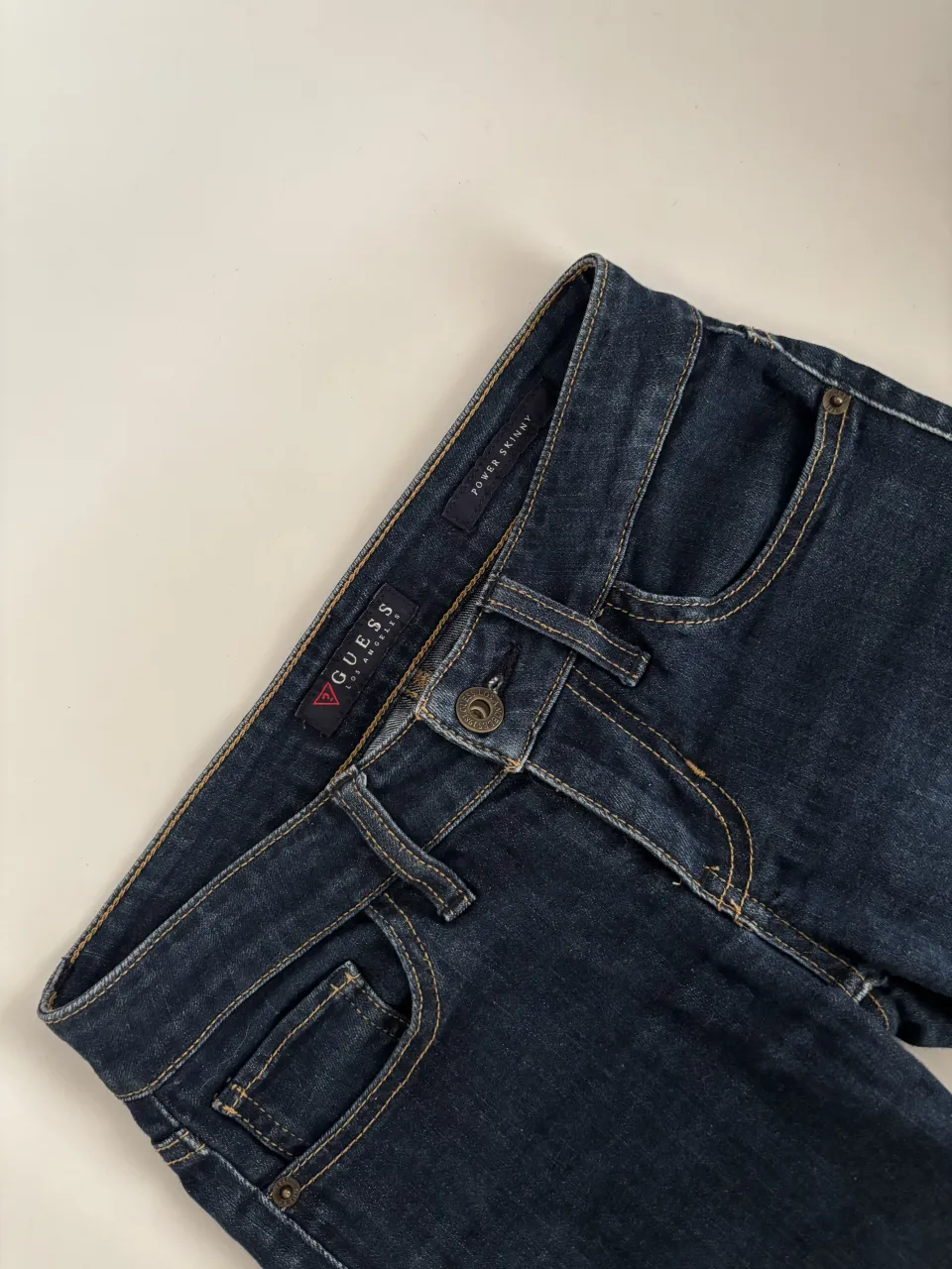 Jean GUESS - Vista 7