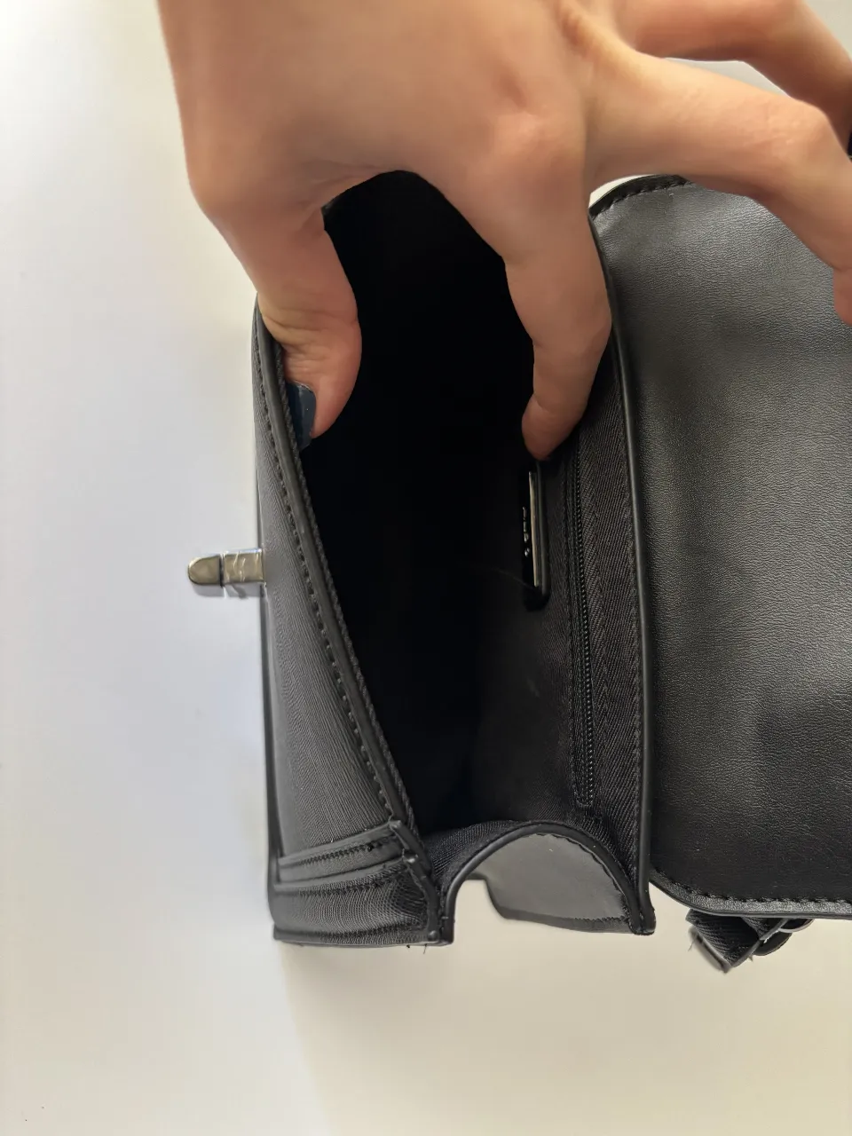Cartera ALDO - Vista 3