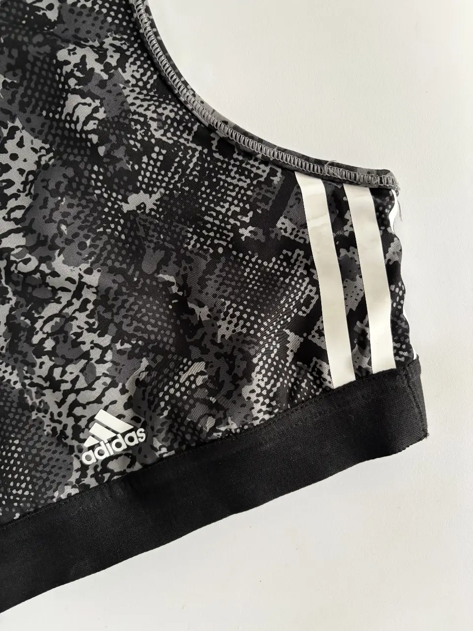 Top adidas - Vista 5