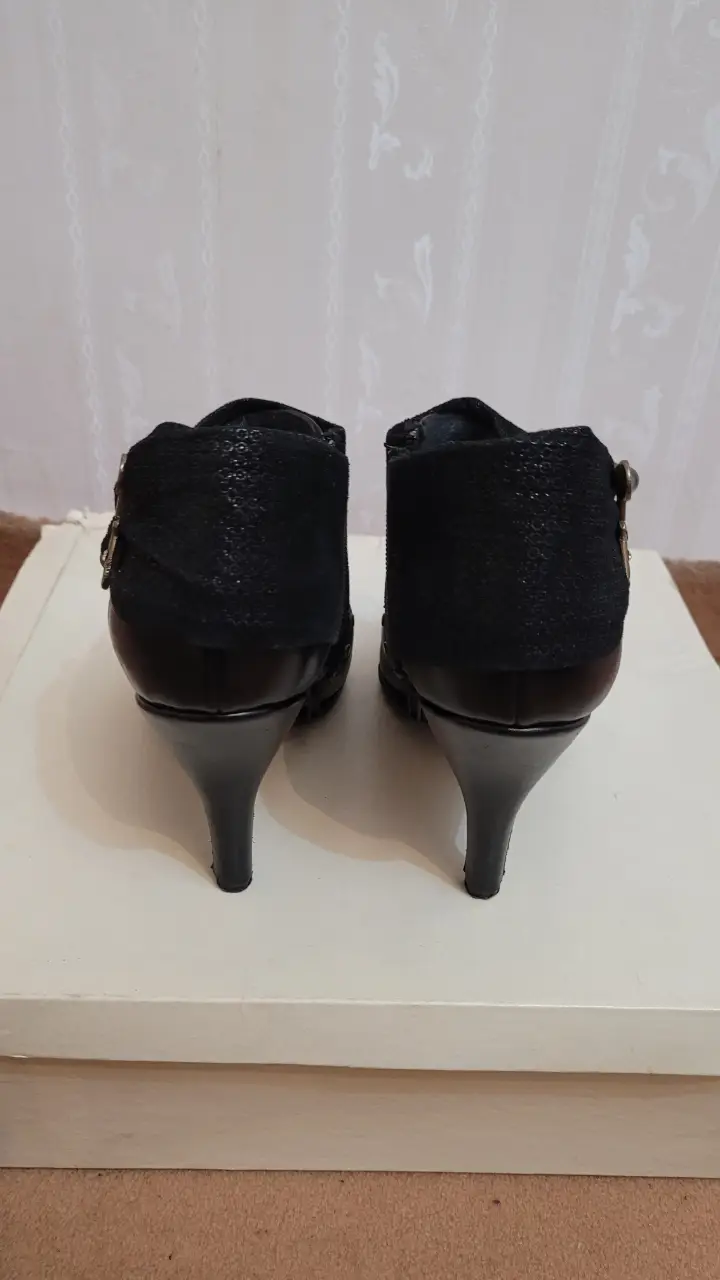 Botines Otro - Vista 4