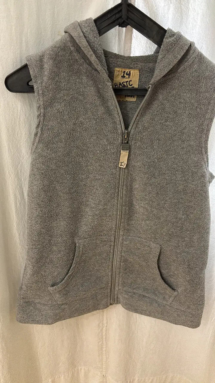 Chaleco Basic style - Vista 2