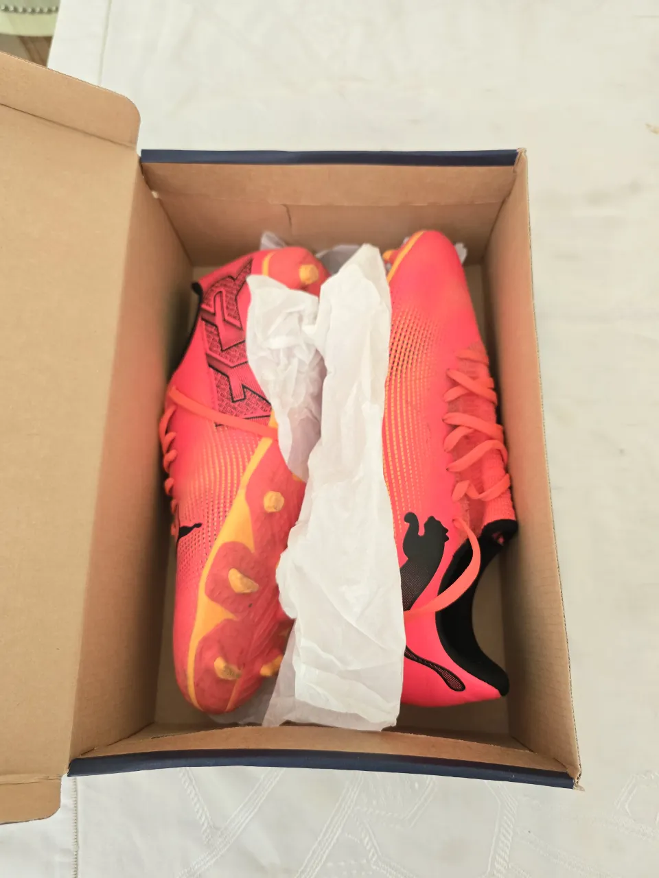 Botín de fútbol Puma - Vista 2