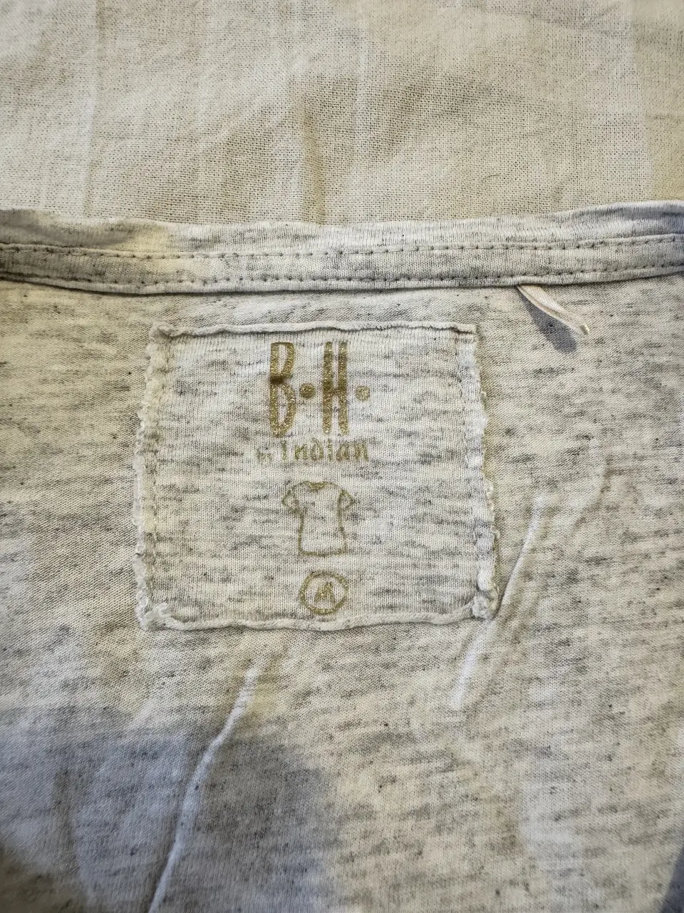 Remera B.H. Indian - Vista 3