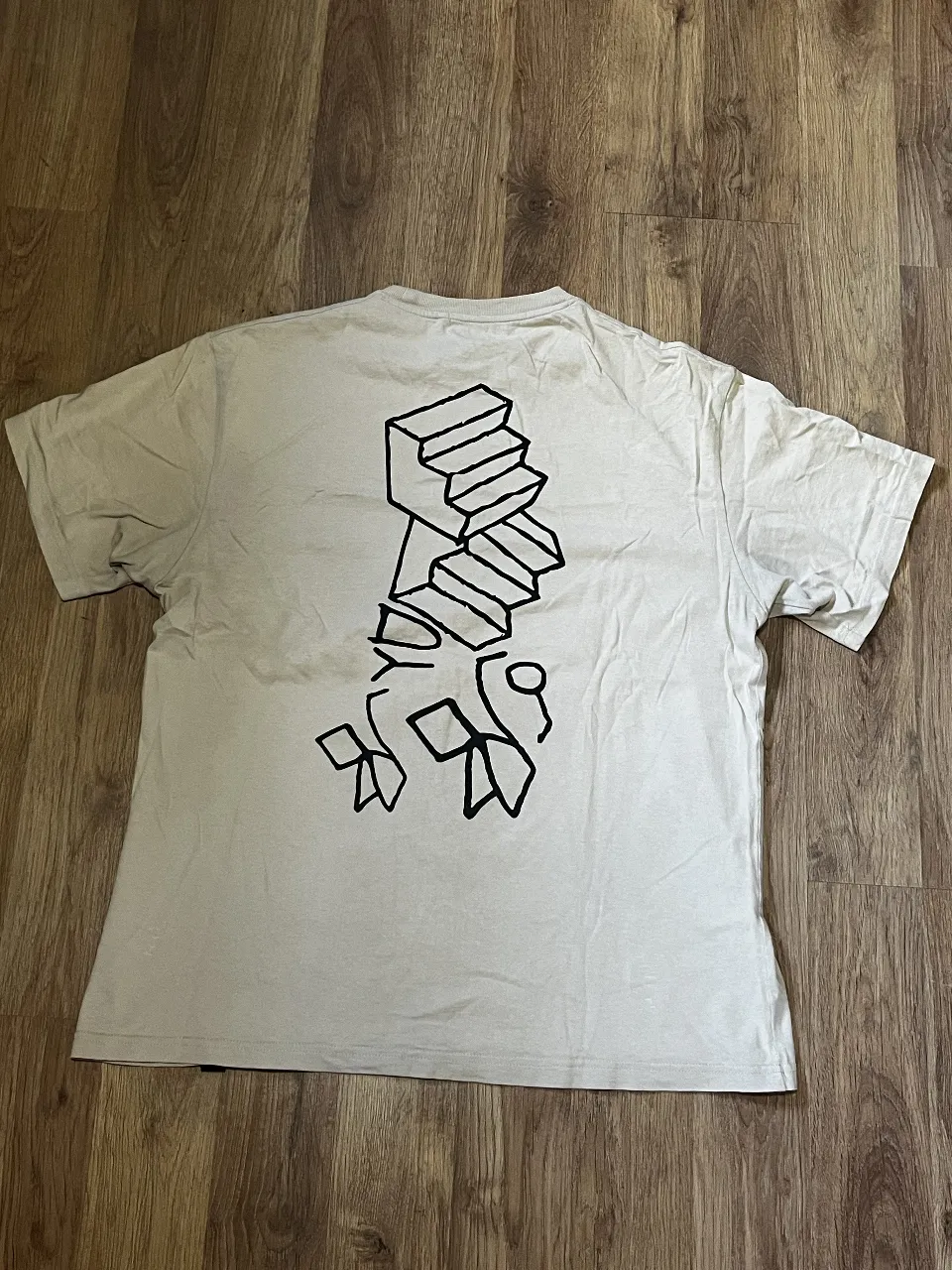 Remera PULL&BEAR - Vista 4