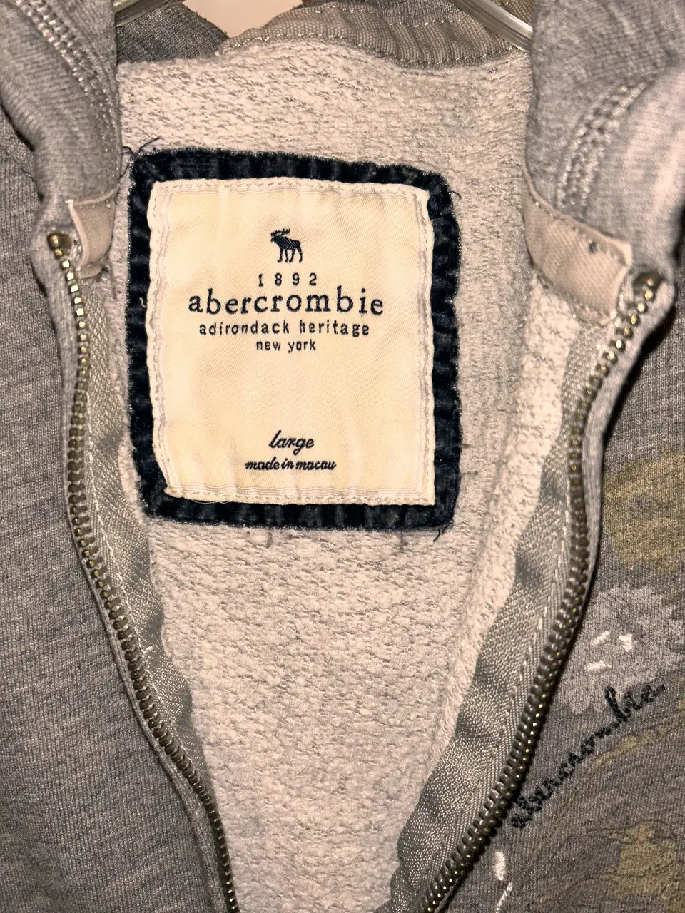 Buzo abercrombie kids - Vista 3
