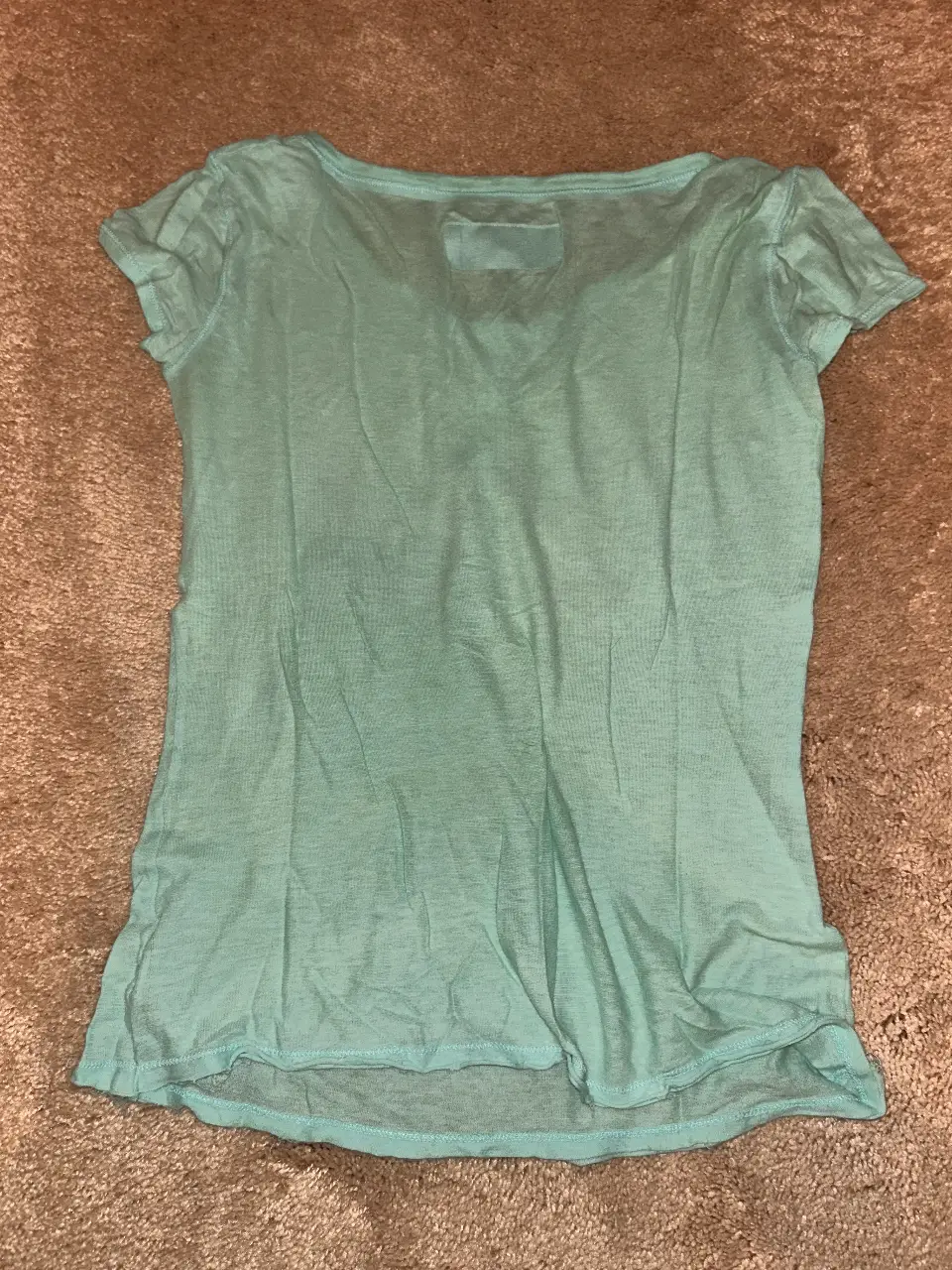 Remera Hollister - Vista 3