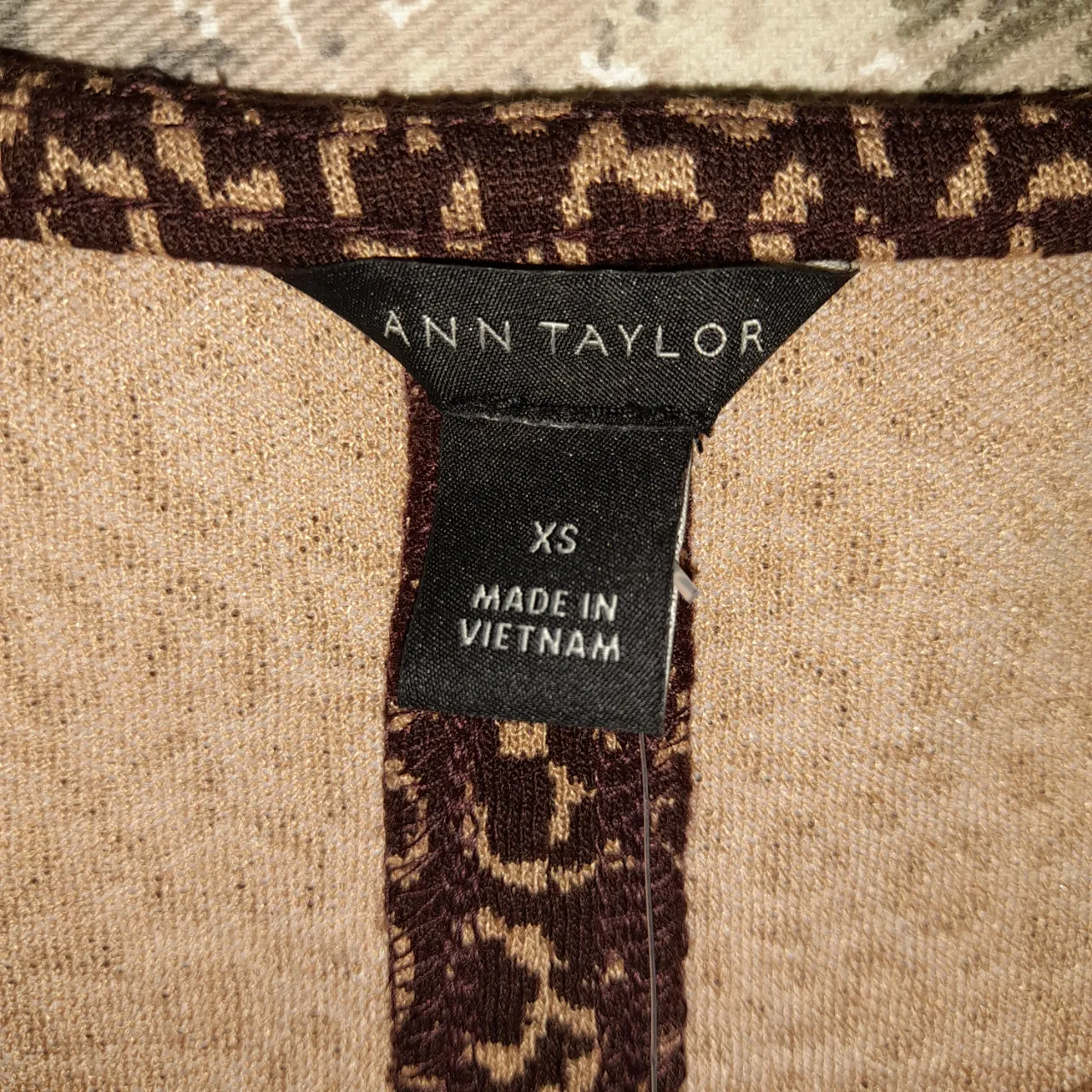 Musculosa Ann Taylor - Vista 3