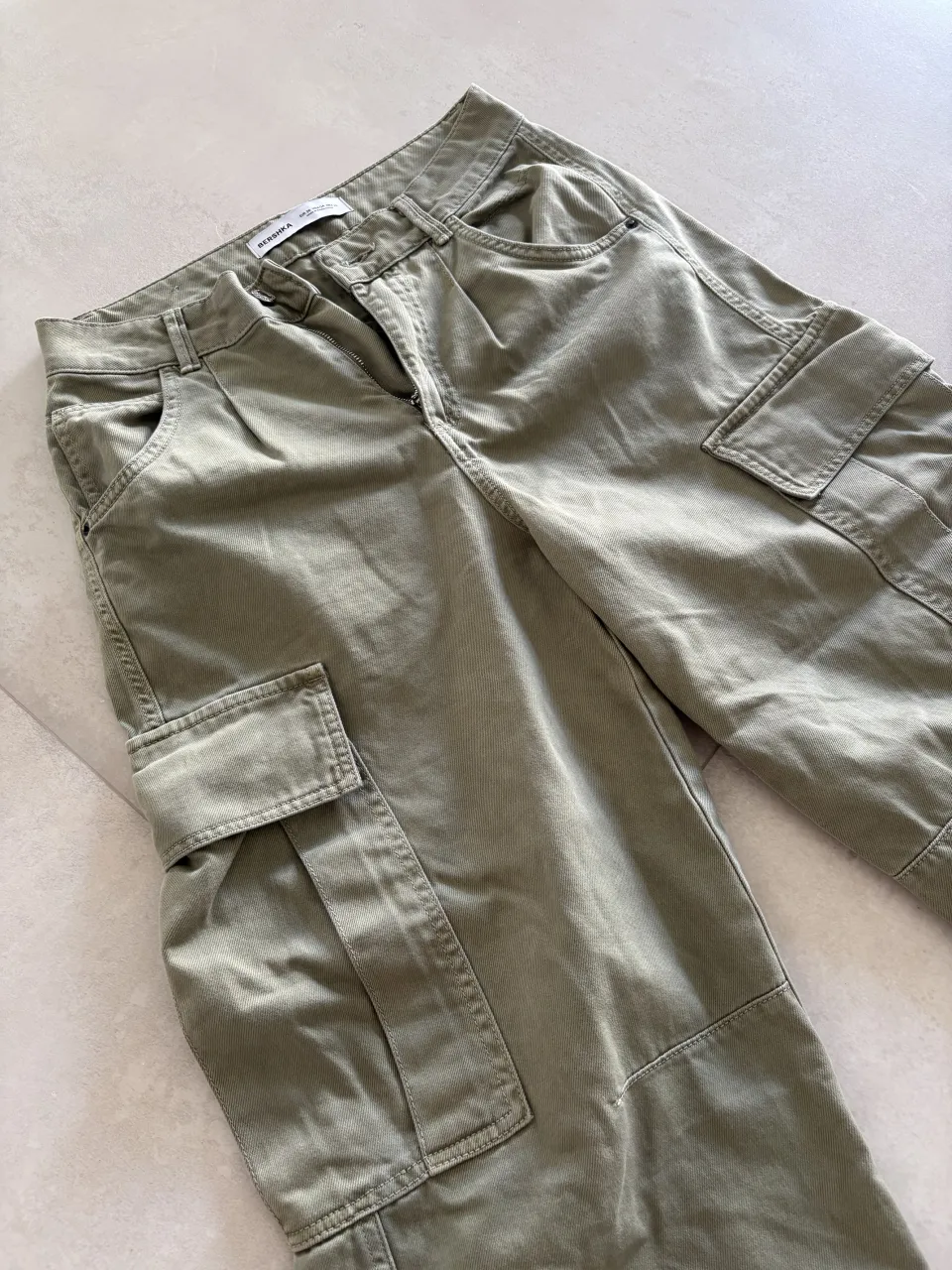 Pantalón Bershka - Vista 2