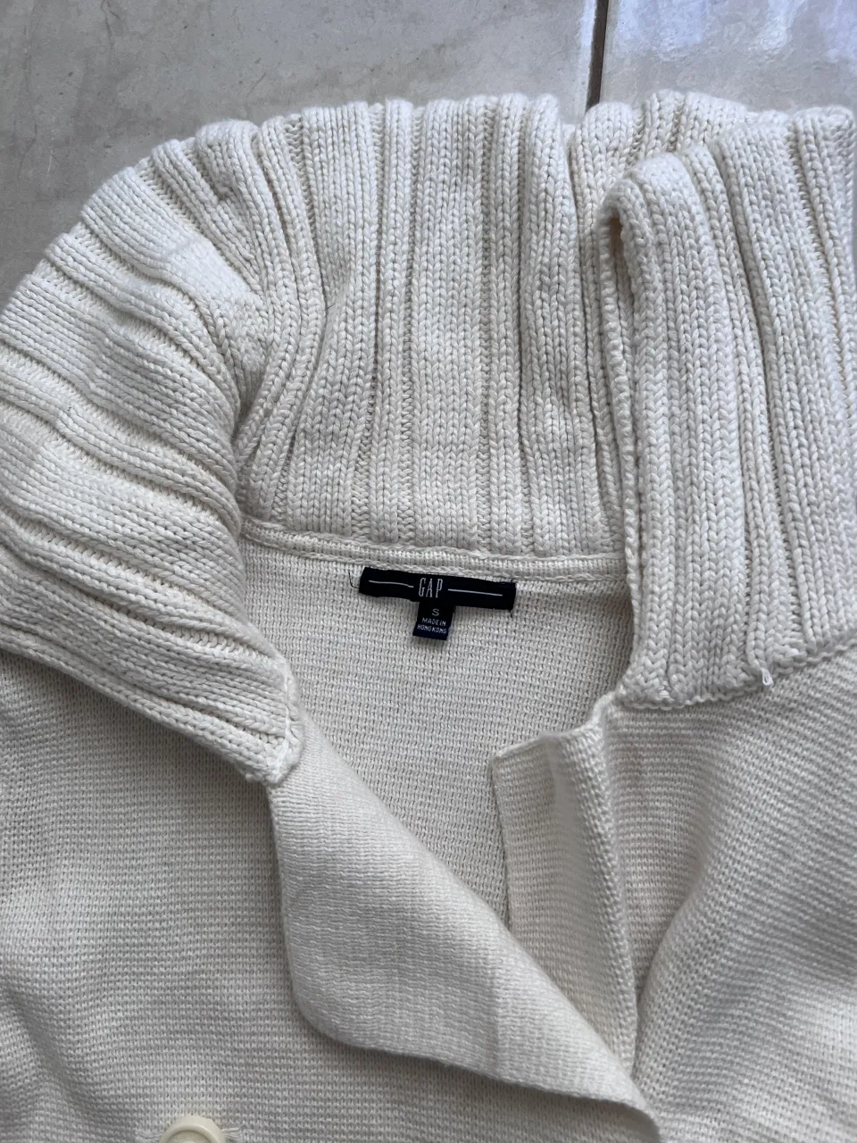 Cardigan GAP - Vista 3