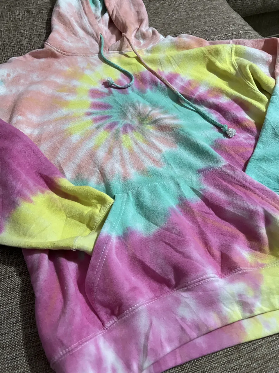 Buzo A ≠ - Vista 2