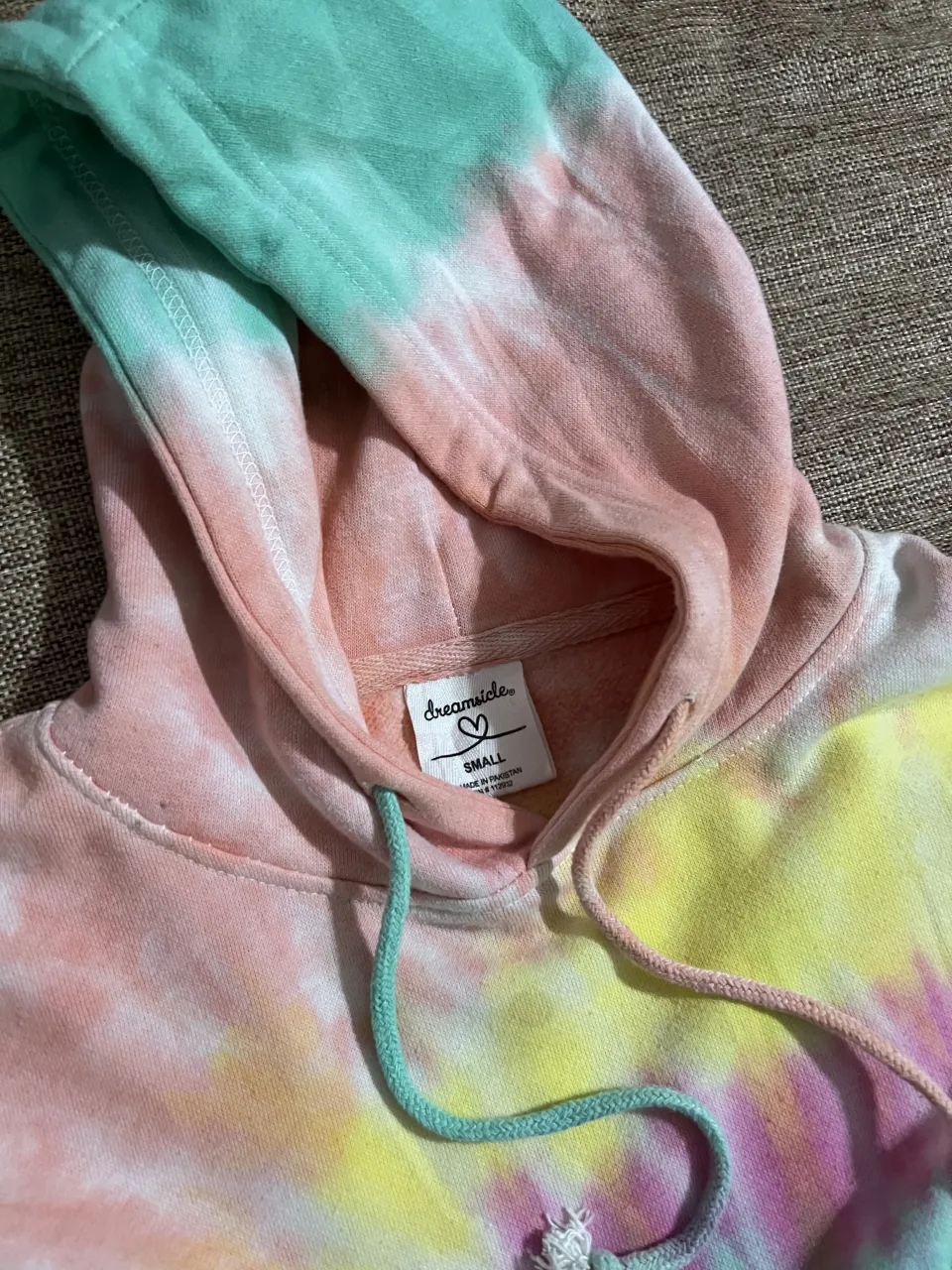 Buzo A ≠ - Vista 3