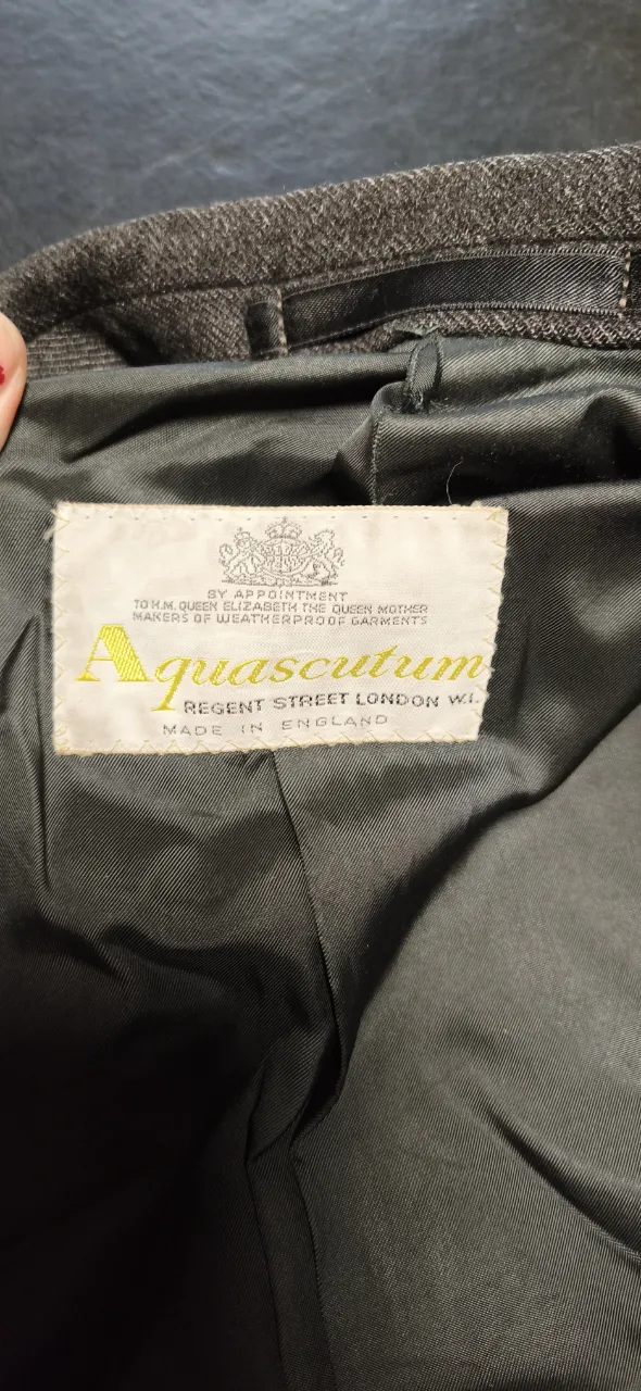 Tapado Aquascutum - Vista 4