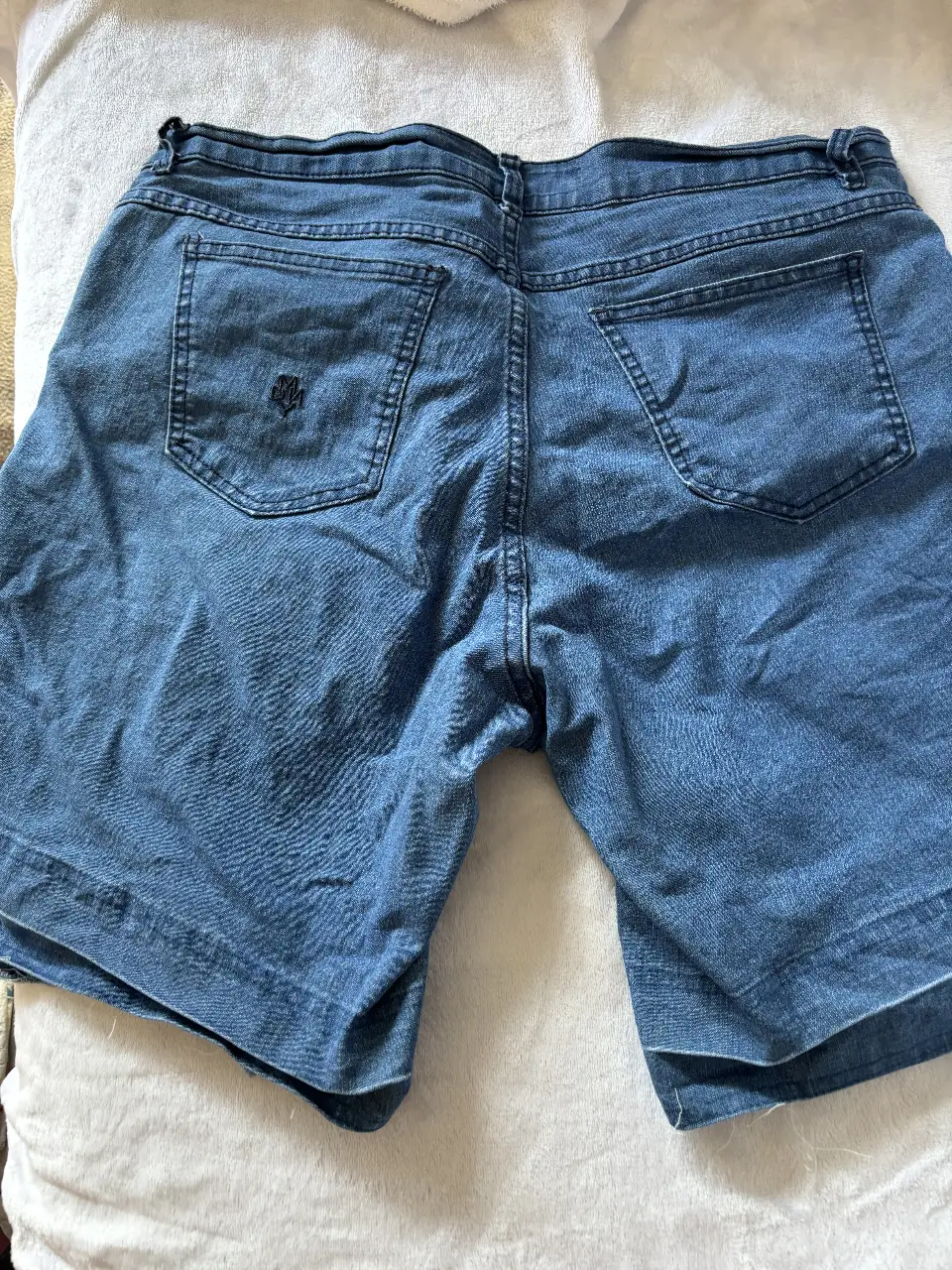 Short Sin marca - Vista 2