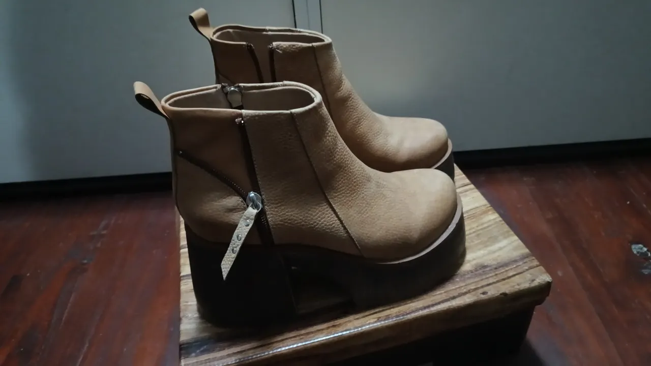 Borcegos Lucia ferrero - Vista 2