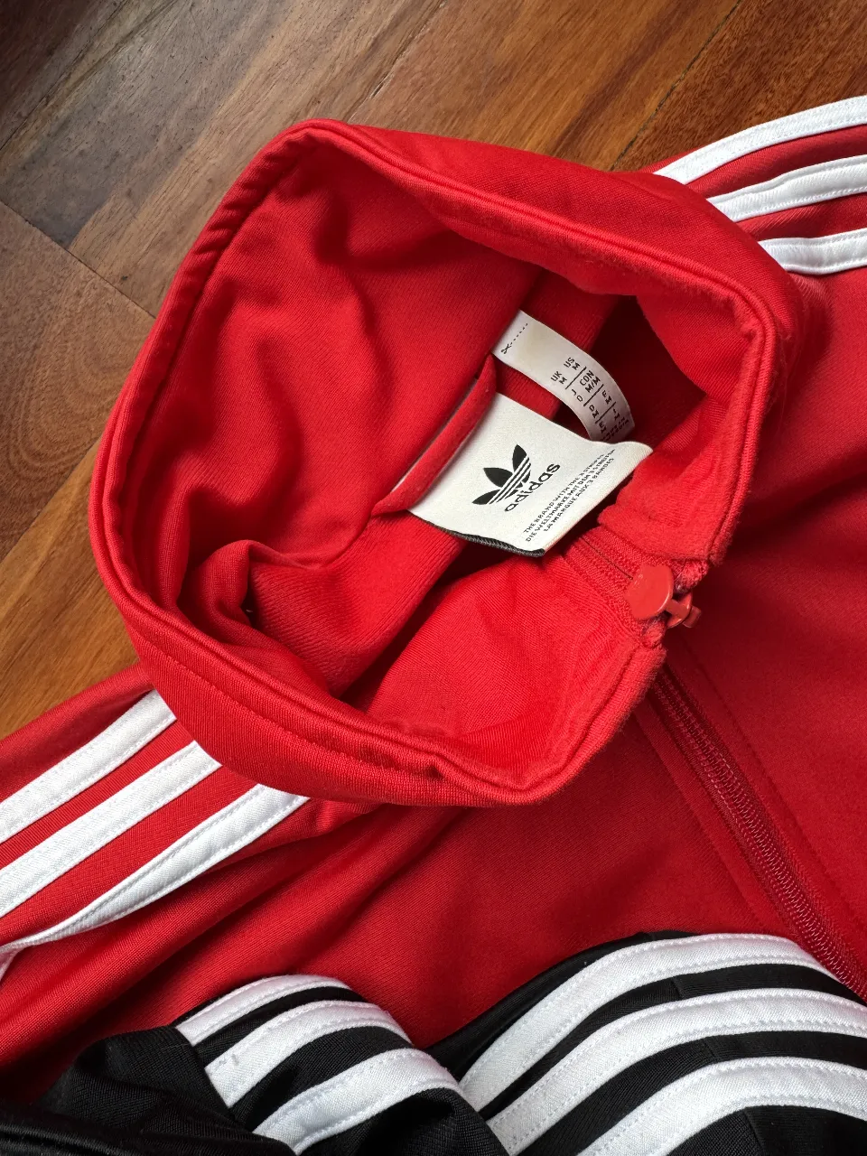 Campera adidas - Vista 2