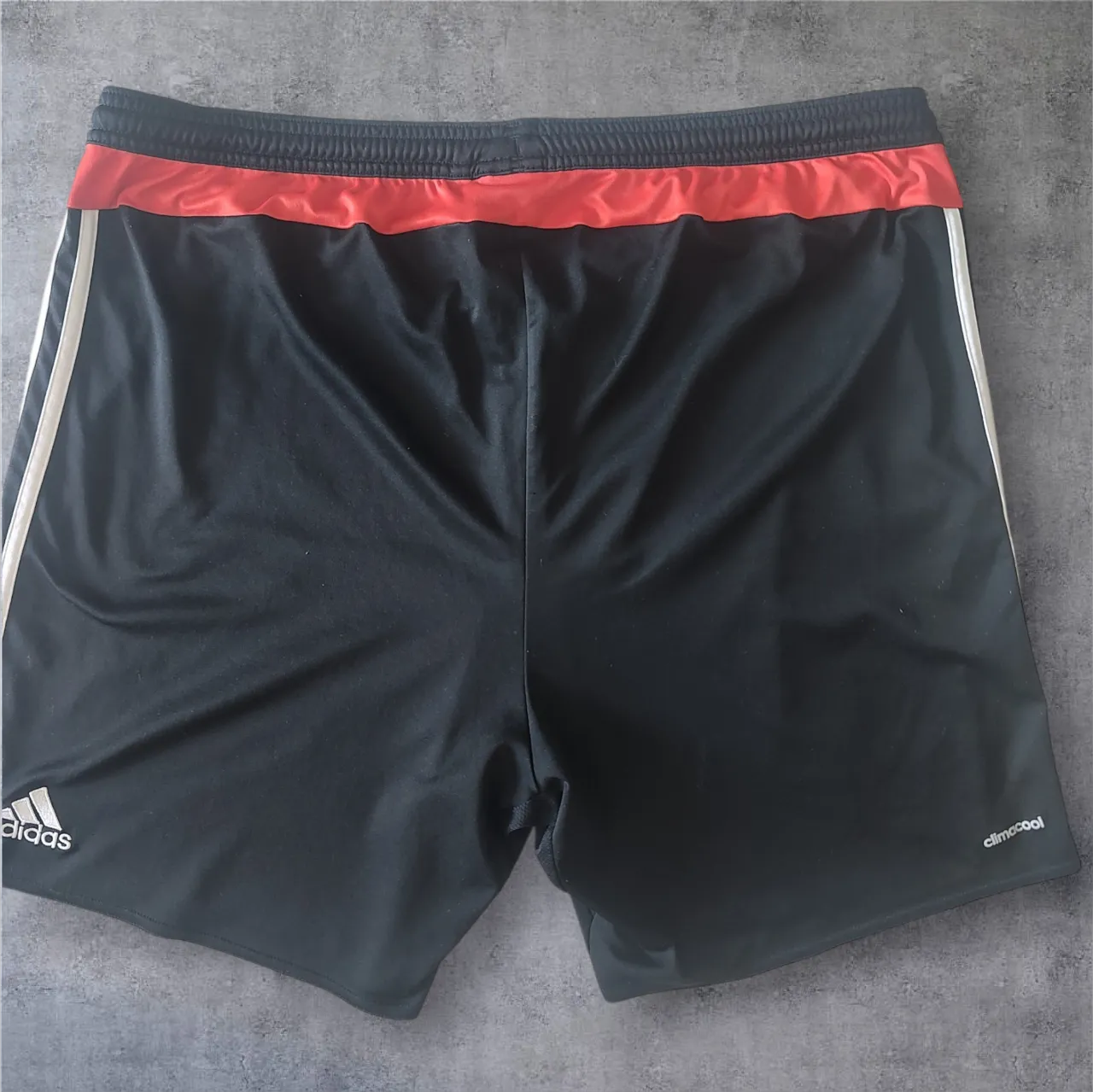 Short adidas - Vista 4