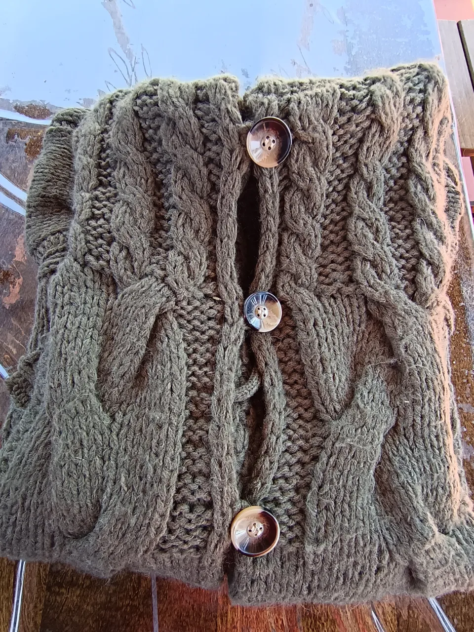 Sweater Sweet - Vista 3