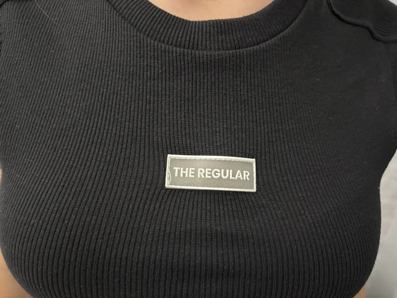 Musculosa Cameo - Vista 3