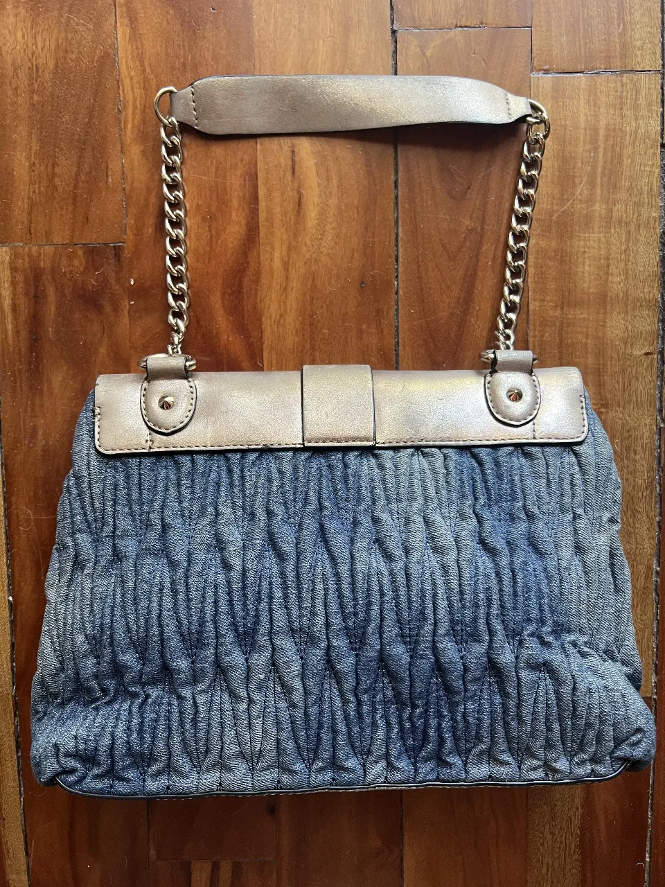Cartera GUESS - Vista 2