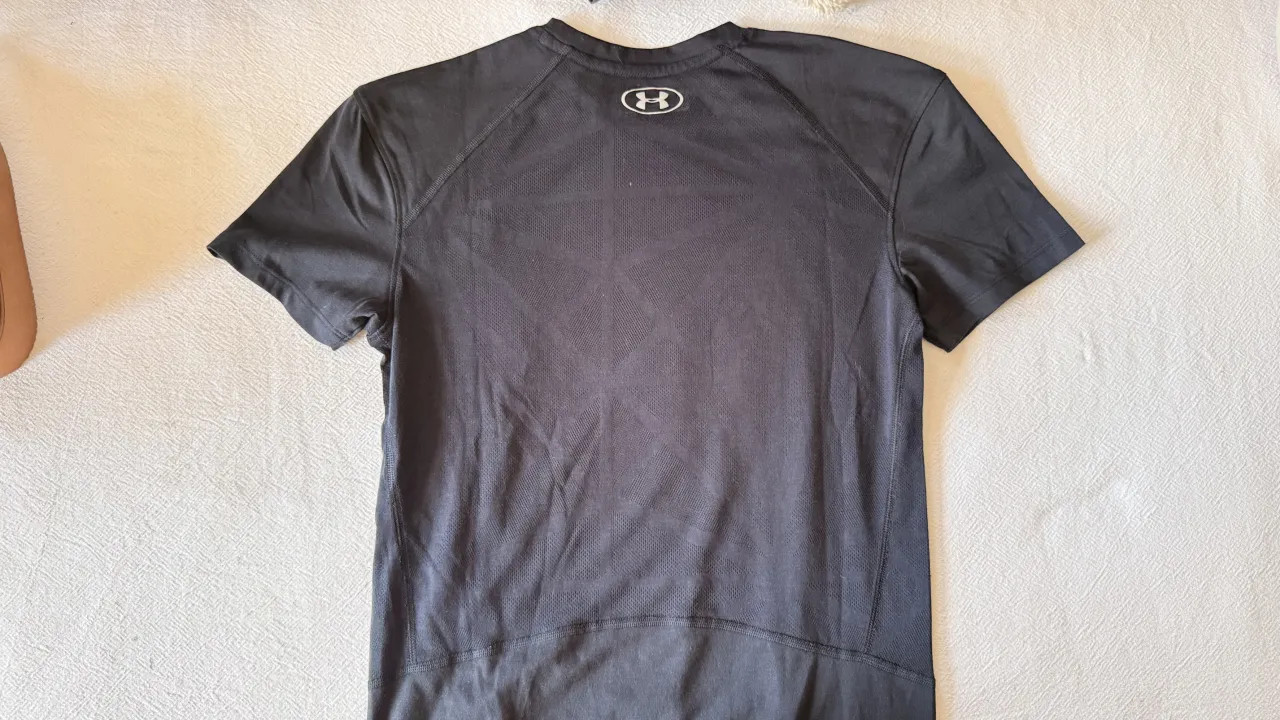 Remera Under Armour - Vista 2